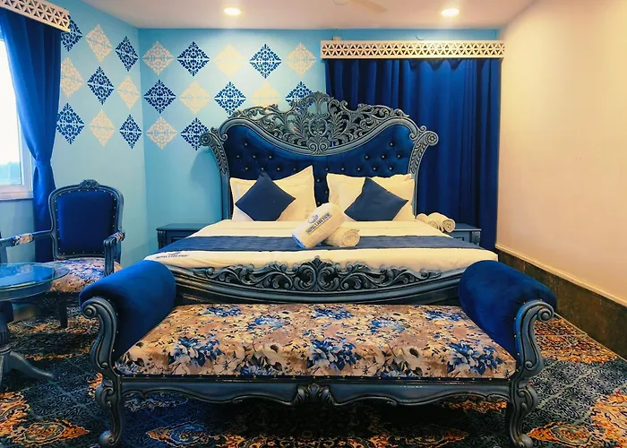 Lake View Airport ZoneAirport Hotel